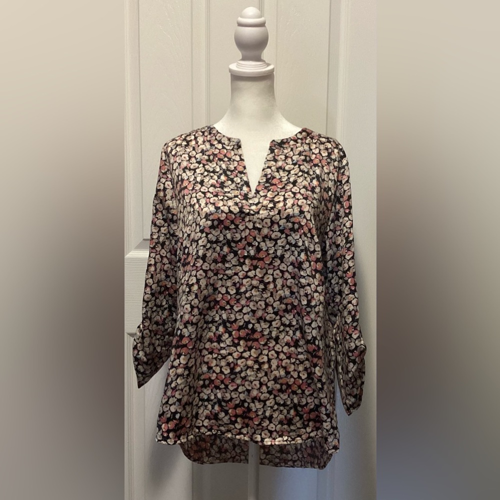 Daniel Rainn 3/4 Roll Tab Sleeve Tunic Top Size Md